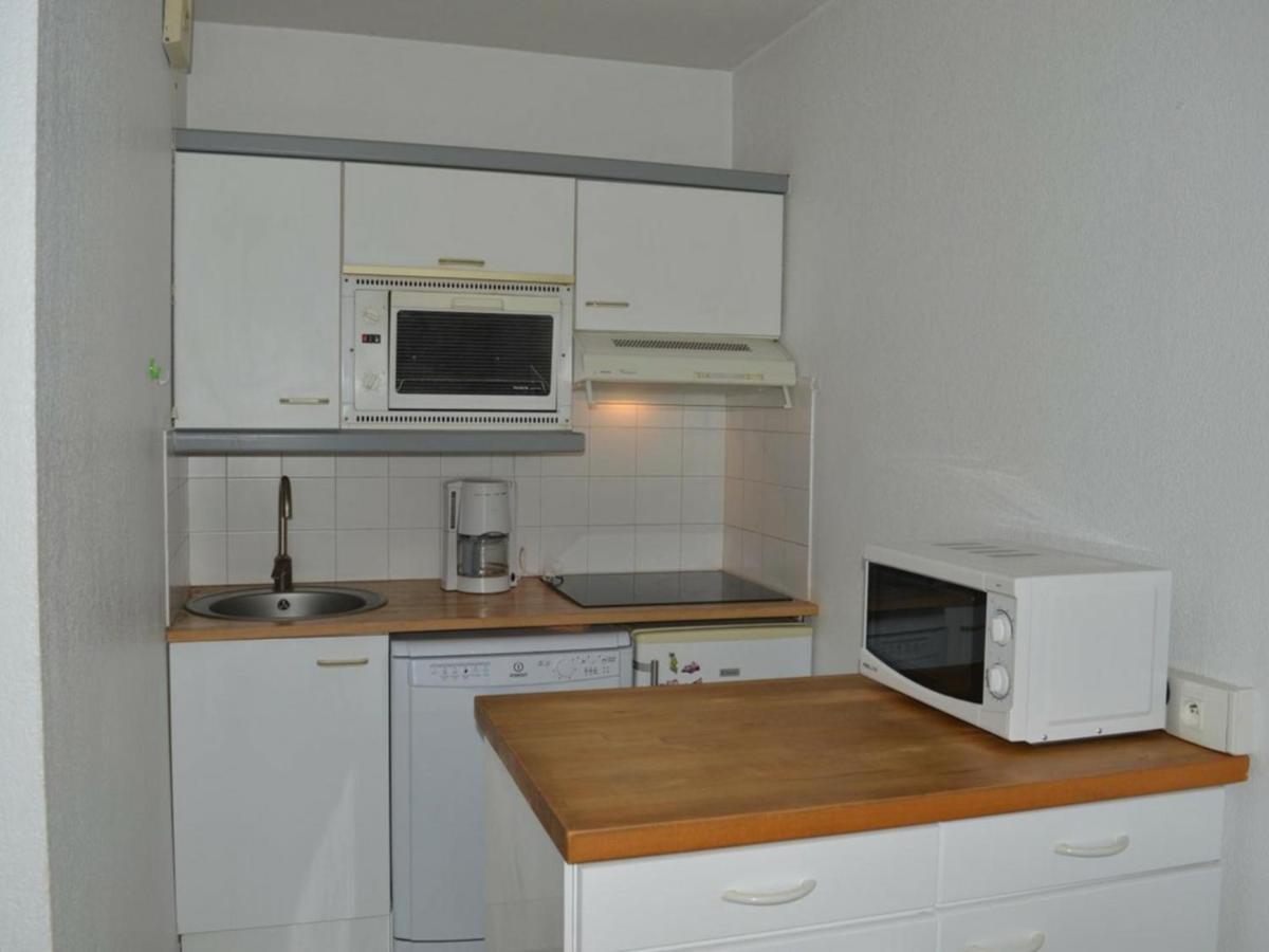 Frejus: Appt 2P, 5 Pers, Piscine, Plage A 150M, Parking, Animaux Ok - Fr-1-226A-357 Exterior foto